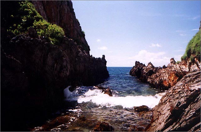 Rock formation on Pulau Gemia