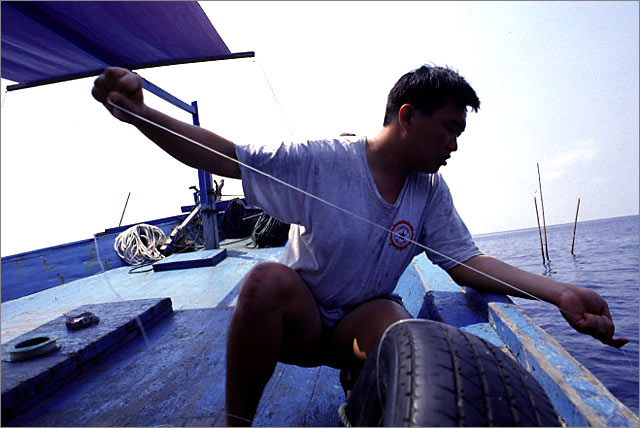 Nik getting giggy with it...